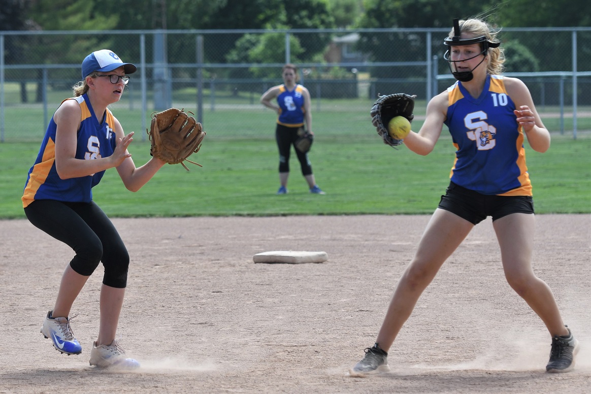 TVDSB girls' slo-pitch final