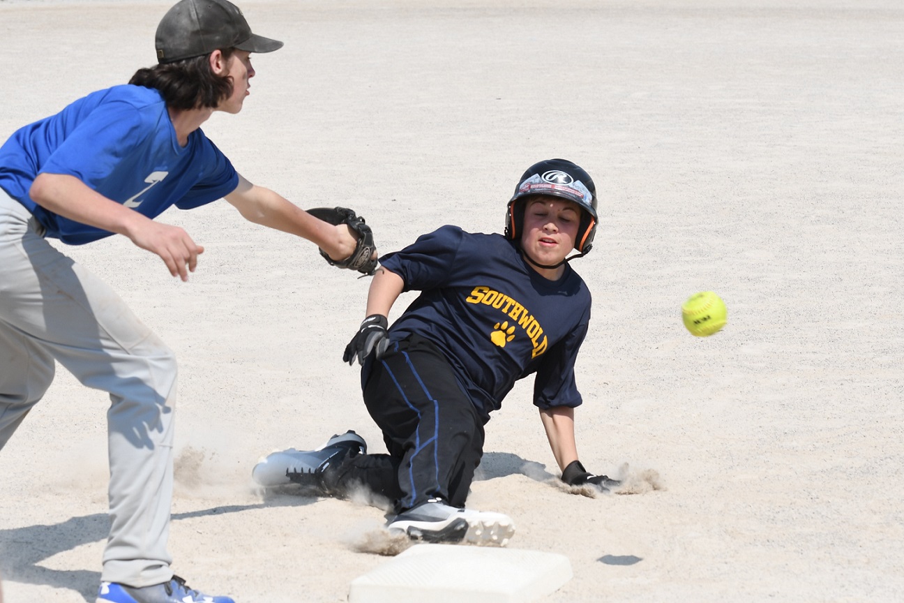 TVDSB Elgin boys slo-pitch final